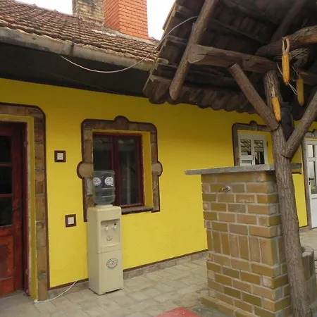 Guest Azucki Guest house