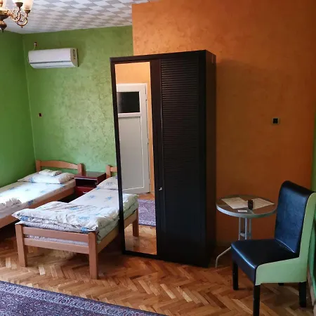 Guest Azucki Guest house Novi Becej